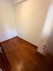 Holland Link (D10), Terrace #631090021